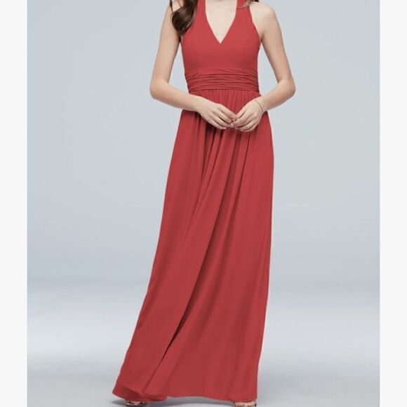 David's Bridal Dresses & Skirts - 𝅺HALTER Ruched Waist Georgette Bridesmaid Dress